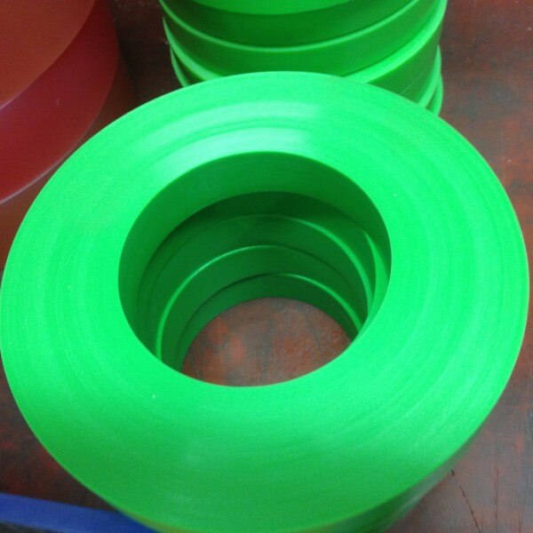 Green curling ring